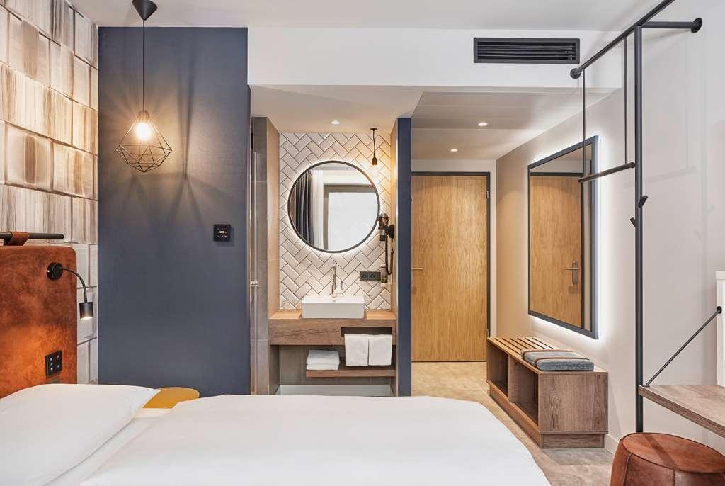 H2 Hotel